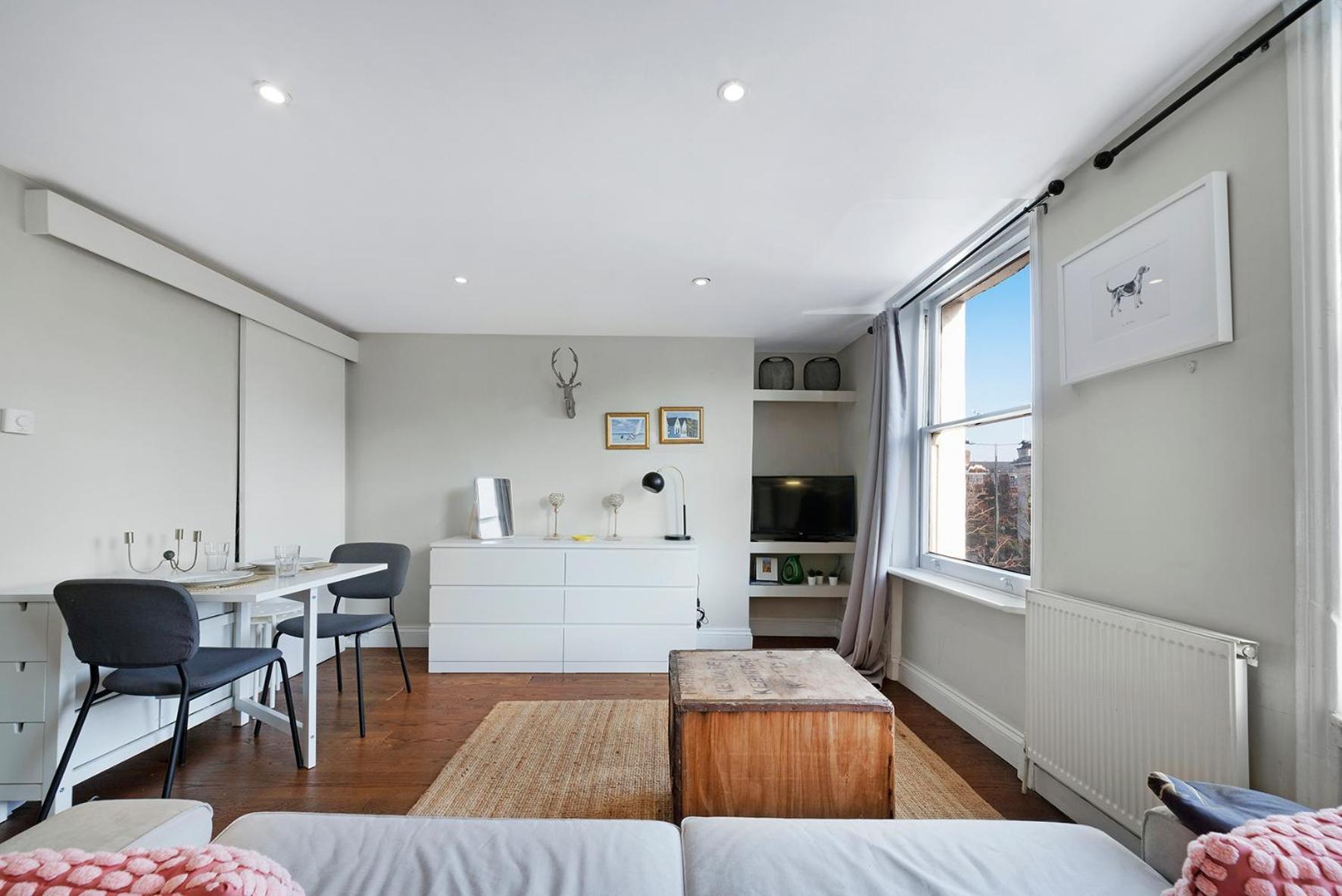 לונדון Modernised Apartments 1 And 2 Bedrooms Option Terrace And Balcony High Street מראה חיצוני תמונה