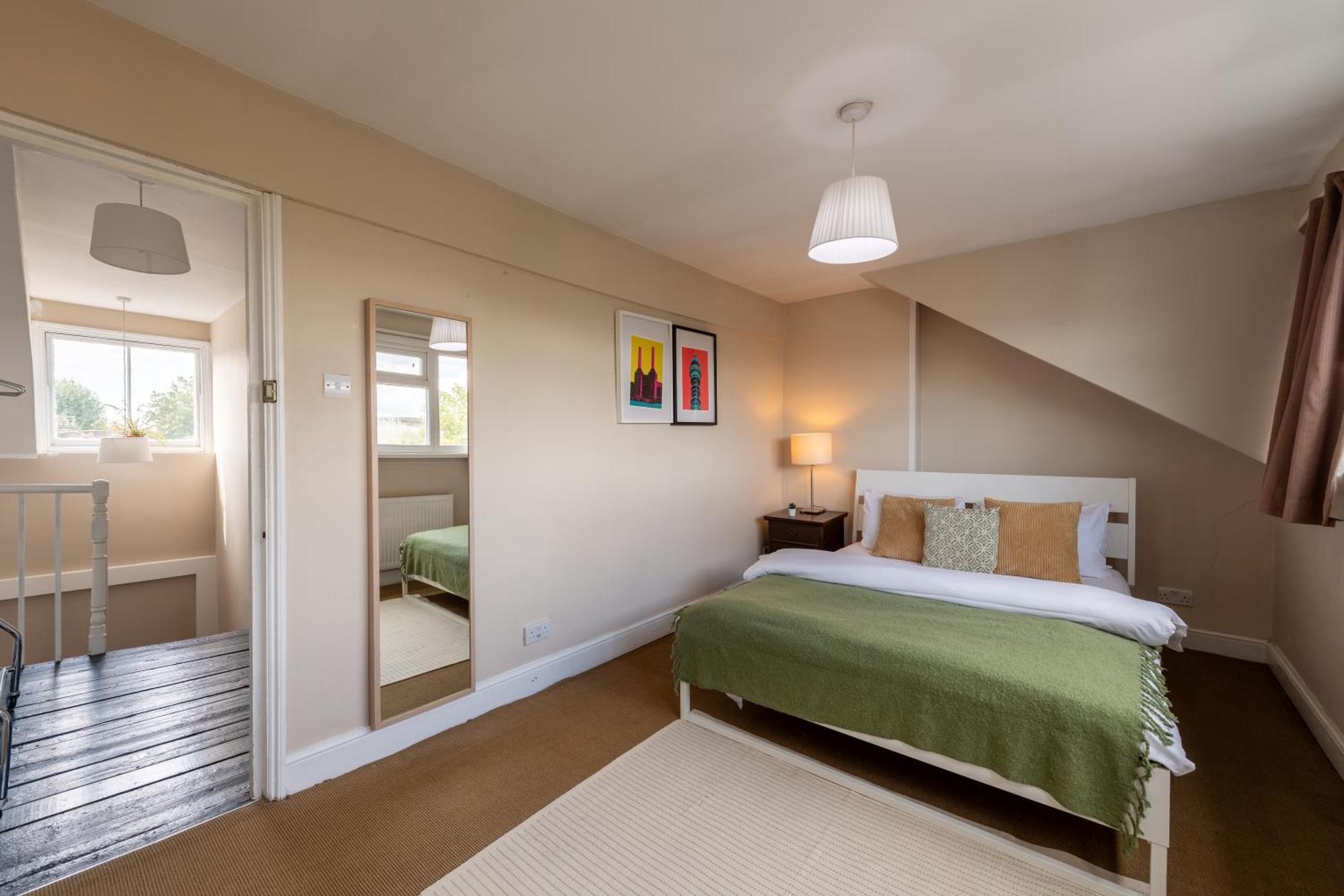 לונדון Modernised Apartments 1 And 2 Bedrooms Option Terrace And Balcony High Street מראה חיצוני תמונה